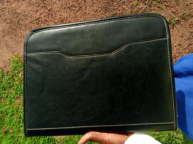 found file pouch in unilorin